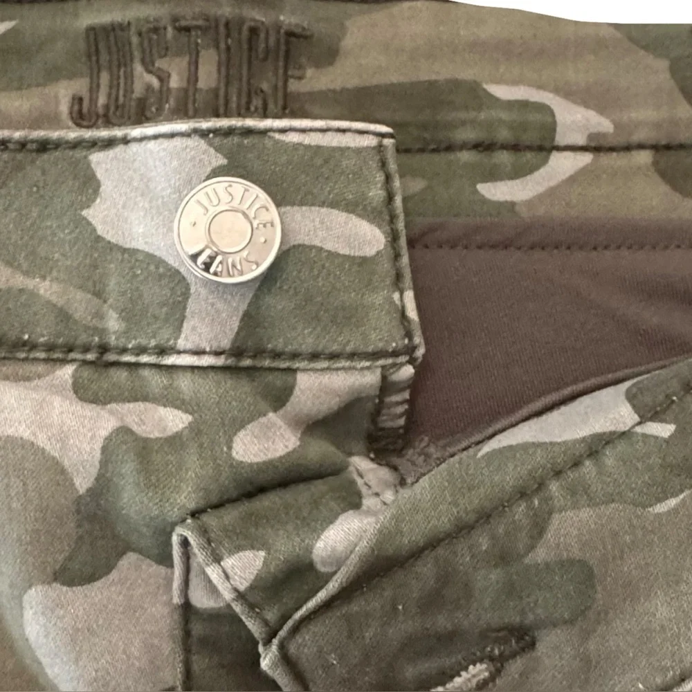 Justice Size 20 Camouflage Skort w/built-in shorts underneath